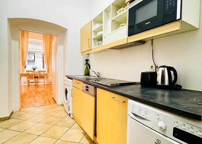 Cozy 15 Min From Rathausplatz * Vienna